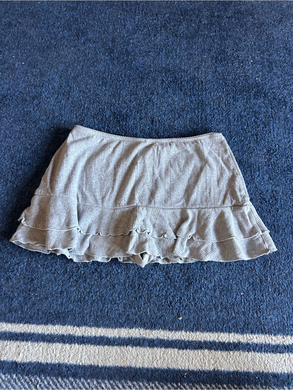 Brandy Melville Gray Ruffle Knit Mini Skirt
